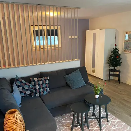 Apartment Spring *