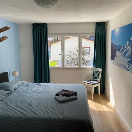 Spring Apartment *