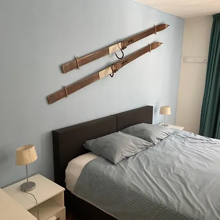 Spring Apartment *