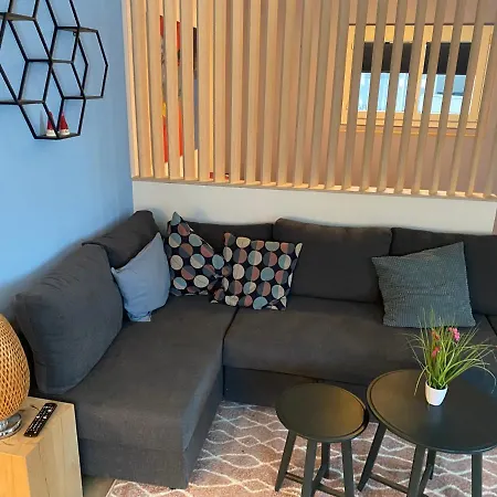 Spring Apartament